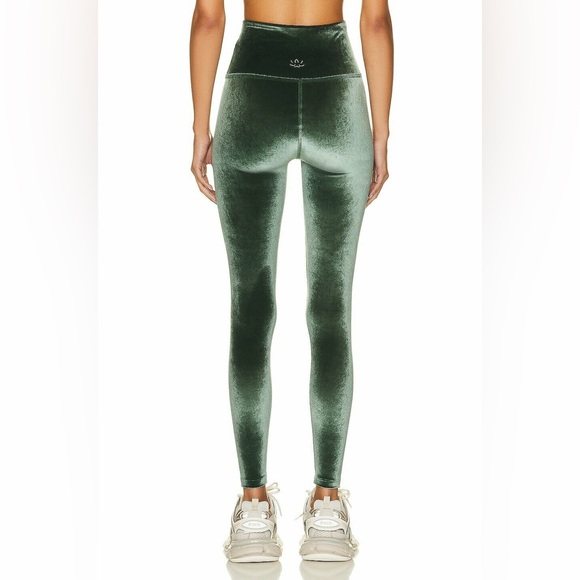 Beyond Yoga High Waisted Midi Legging in Forest Green - Picture 5 of 12